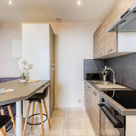 Apartment Neuf Au Lavandou - Climatise, Proche - Fr-1-816-3