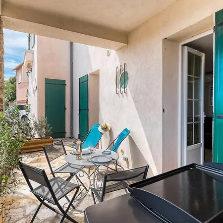 Apartment Neuf Au Lavandou - Climatise, Proche - Fr-1-816-3 Le Lavandou
